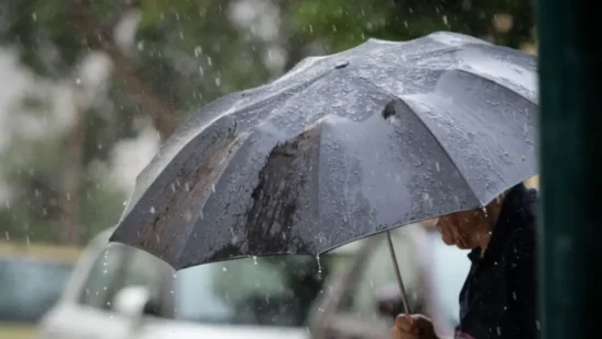 Μετά τον καύσωνα οι βροχές – Άστατος ο καιρός την Πέμπτη