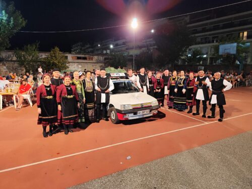 Το χορευτικό τμήμα του Συλλόγου Γρεβενιωτών Κοζάνης ο “Αιμιλιανός” στα Γρεβενά