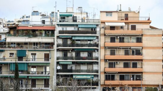 Ακίνητα: Ανοίγουν 20.000 σπίτια με κοινωνική αντιπαροχή – Τα κριτήρια και οι δικαιούχοι