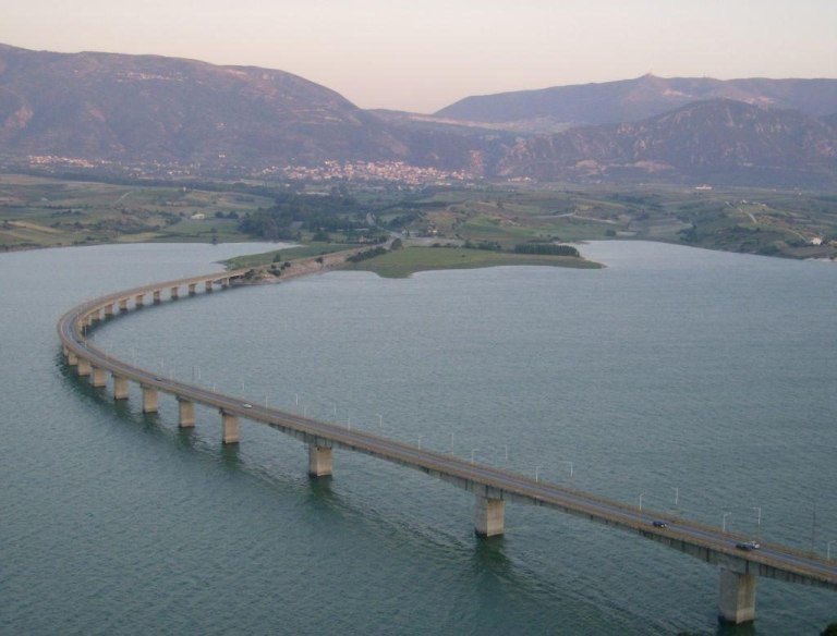 Κοζάνη: Διακοπή της κυκλοφορίας στην Υψηλή Γέφυρα Σερβίων λόγω δοκιμαστικών φορτίσεων
