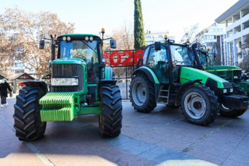 Δημοσκόπηση: Με τους αγρότες 8 στους 10 πολίτες – Να γίνουν εκλογές το 2026