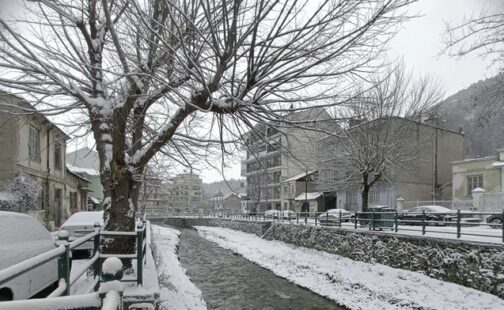Στα λευκά η Φλώρινα (Βίντεο-Φωτογραφίες)