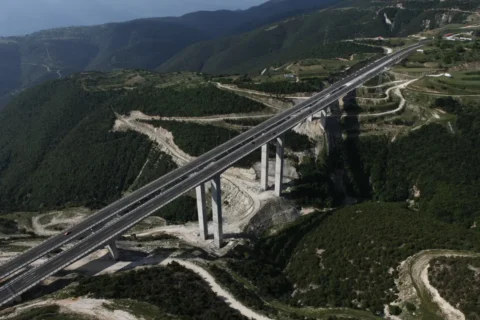 Σε ΓΕΚ ΤΕΡΝΑ–Egis Projects η Εγνατία Οδός για τα επόμενα 35 χρόνια