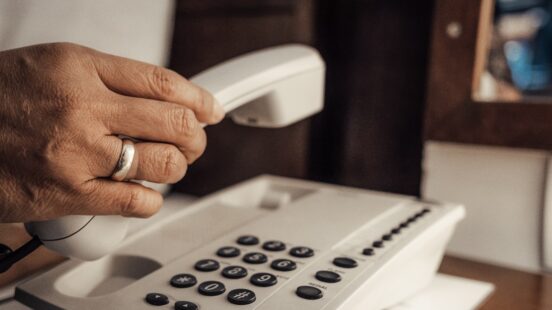 Απάτη σε βάρος 79χρονης στην Κοζάνη – Της απέσπασαν λίρες και χιλιάδες ευρώ