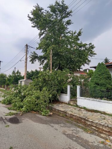 Πόρος Γρεβενών – Ζημιές από το ισχυρό μπουρίνι
