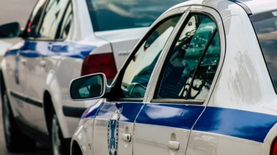 Συνελήφθη 53χρονος που επιτέθηκε και τραυμάτισε δύο αστυνομικούς στην Πτολεμαΐδα