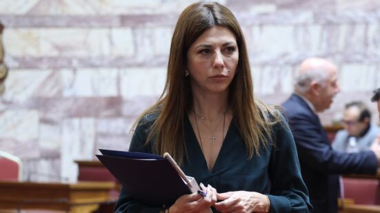 Ζαχαράκη για τον θάνατο της μαθήτριας στην Κοζάνη: Ψυχολόγοι και κοινωνικοί λειτουργοί στο 1ο ΓΕΛ